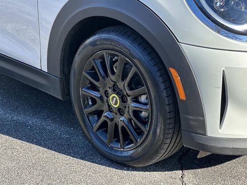 Used 2022 MINI Cooper SE image 31