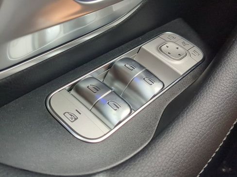 Used 2026 Mercedes-Benz GLS 450 4MATIC image 11