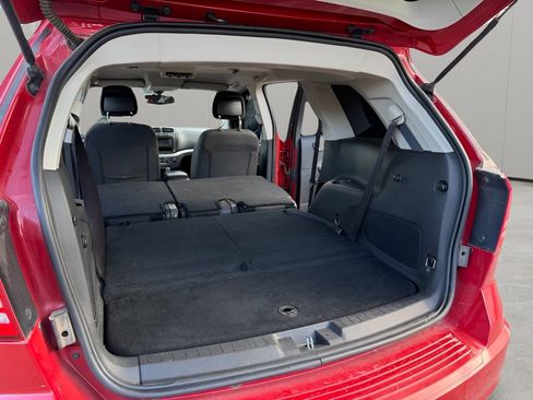 Used 2016 Dodge Journey SE w/ Flexible Seating Group image 12