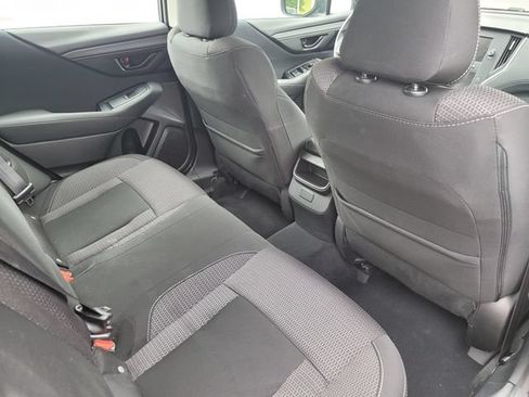 Used 2022 Subaru Outback AWD/4WD image 6
