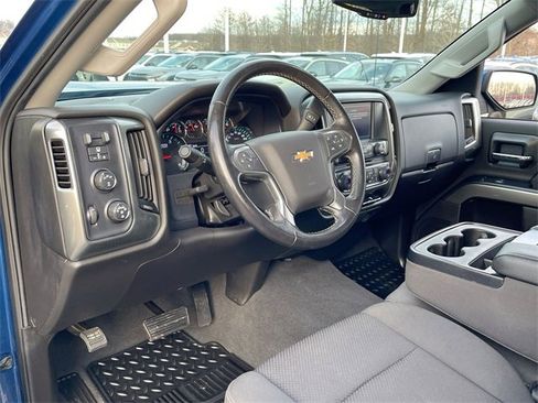 Certified 2019 Chevrolet Silverado 2500 LT w/ LT Convenience Package image 32