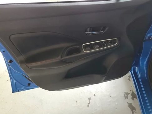Used 2024 Nissan Versa SR w/ Trunk Package FWD image 8