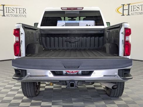 Used 2023 Chevrolet Silverado 2500 LTZ w/ LTZ Convenience Package AWD/4WD image 32
