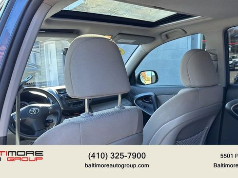 Used 2011 Toyota RAV4 4WD image 28