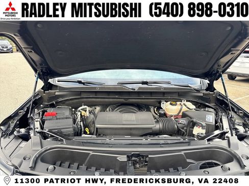 Used 2021 Chevrolet Tahoe Premier AWD/4WD image 16