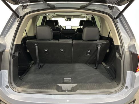 Certified 2025 Honda Pilot Touring image 32