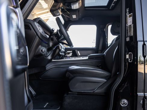 Used 2025 Mercedes-Benz G 580 w/ EQ Technology image 19