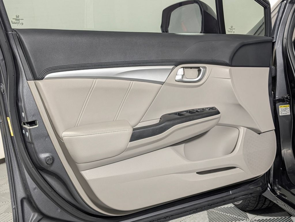 Used 2013 Honda Civic EX-L image 25