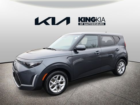 Certified 2023 Kia Soul LX w/ LX Technology Package image 8
