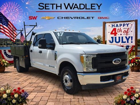 Used 2017 Ford F350 XL w/ Power Equipment Group RWD image 1