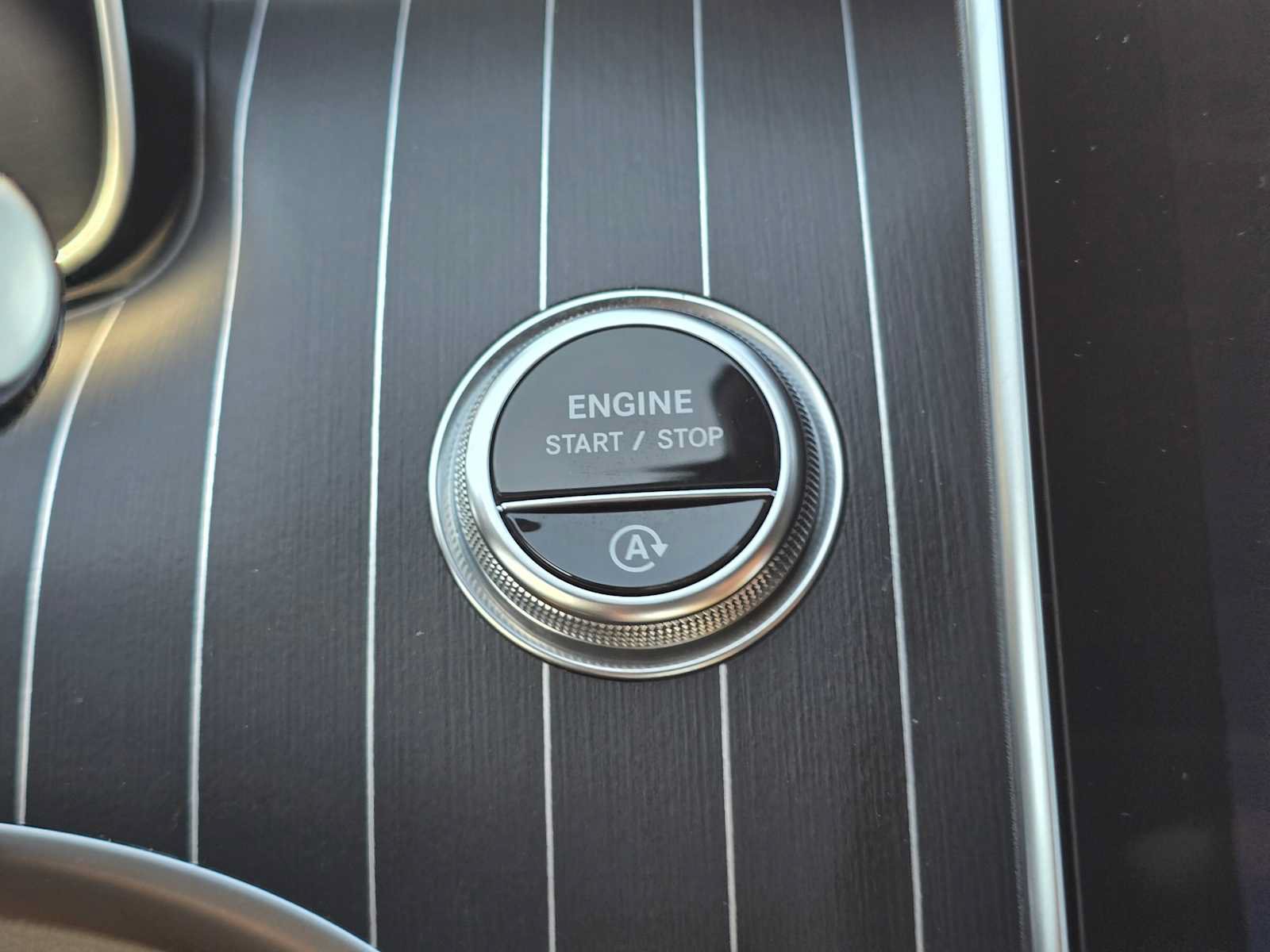 Used 2023 Mercedes-Benz C 300 4MATIC Sedan image 34