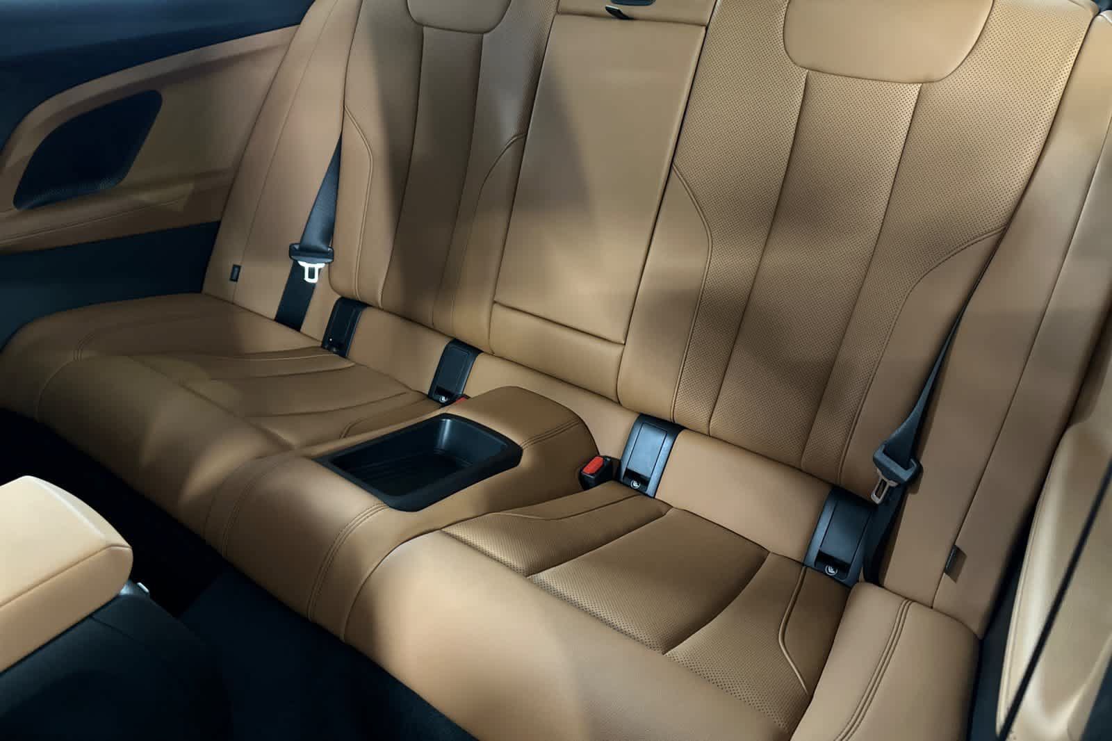 Used 2026 BMW 230i Coupe w/ Premium Package RWD image 4
