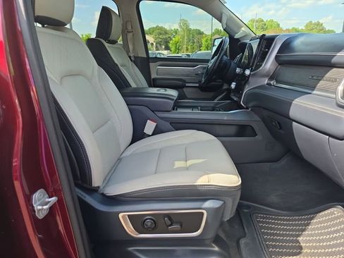 Used 2022 RAM 1500 Limited AWD/4WD image 15