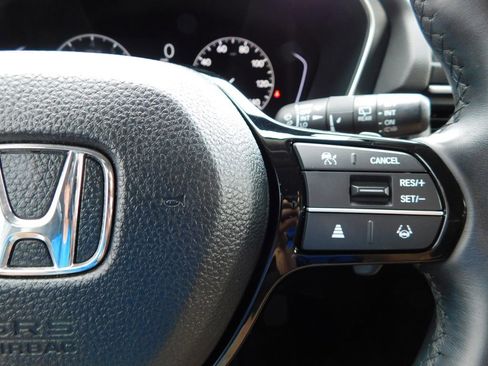 Used 2023 Honda Pilot EX-L image 39