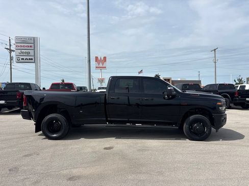 New 2026 RAM 3500 Tradesman AWD/4WD image 5