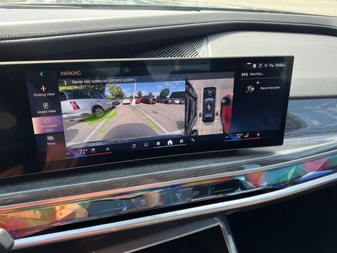 Used 2024 BMW i7 xDrive60 RWD image 20