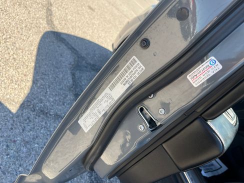 Used 2020 Dodge Journey SE w/ SE Popular Equipment Group FWD image 25
