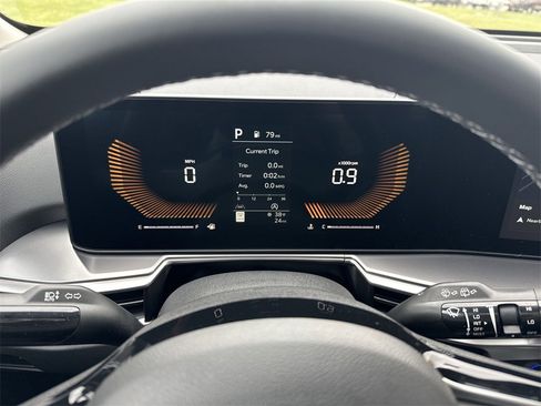 New 2025 Kia Sorento S image 10