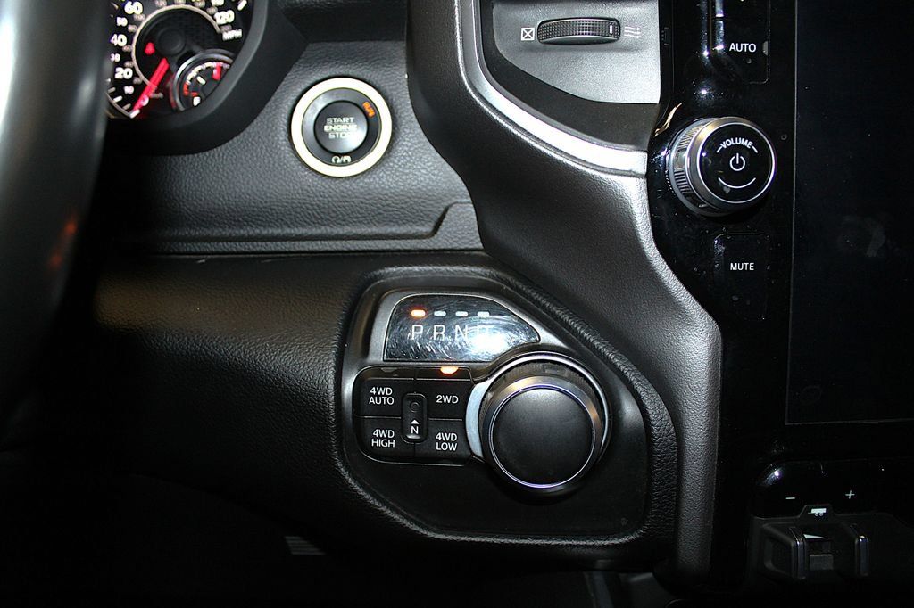Certified 2022 RAM 1500 Big Horn AWD/4WD image 15