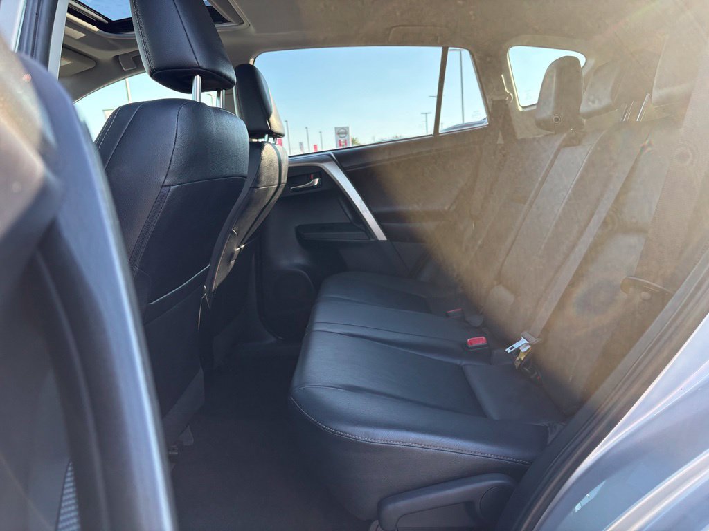 Used 2015 Toyota RAV4 Limited w/ Outdoor Package AWD/4WD image 25