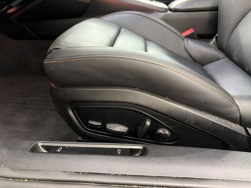 Certified 2025 Porsche 911 Carrera RWD image 14