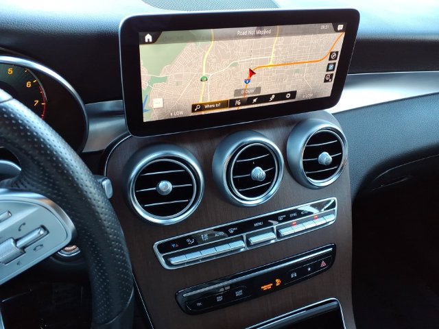 Used 2022 Mercedes-Benz GLC 300 image 5