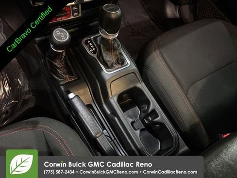 Used 2020 Jeep Gladiator Rubicon AWD/4WD image 15