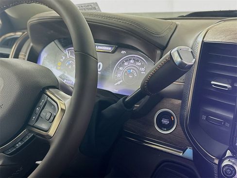 New 2026 RAM 2500 Limited image 12