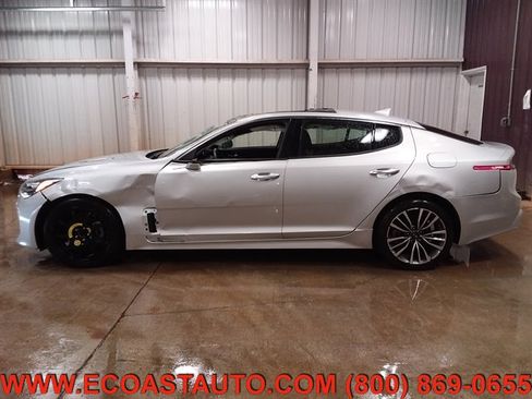 Used 2018 Kia Stinger Premium image 6
