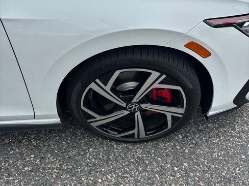 Used 2026 Volkswagen GTI SE FWD image 14