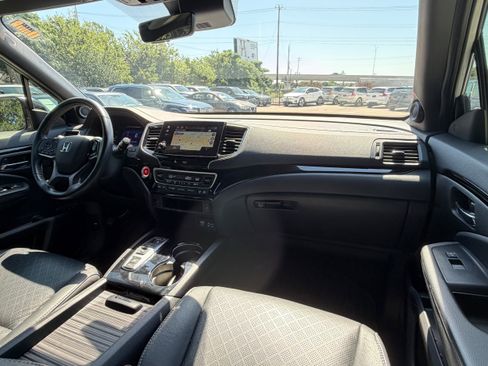 Used 2021 Honda Passport Touring image 12