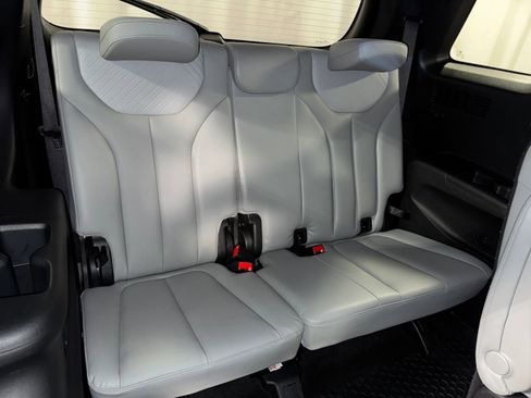 Used 2023 Hyundai Palisade SEL image 14