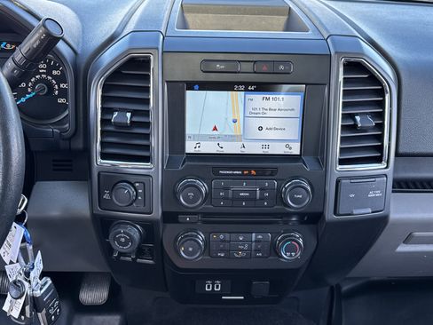 Used 2017 Ford F150 XLT w/ Equipment Group 302A Luxury image 16