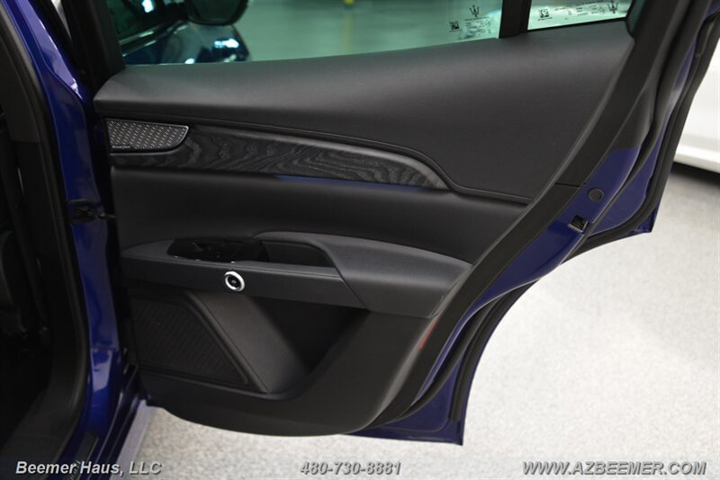 Used 2023 Maserati Grecale Modena AWD/4WD image 44