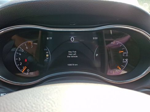 Used 2019 Jeep Grand Cherokee Laredo AWD/4WD image 20