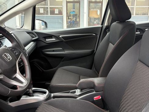 Used 2018 Honda Fit Sport image 9