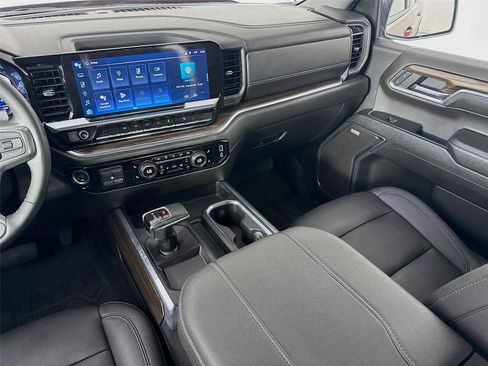 Used 2023 Chevrolet Silverado 1500 RST w/ Convenience Package II AWD/4WD image 24