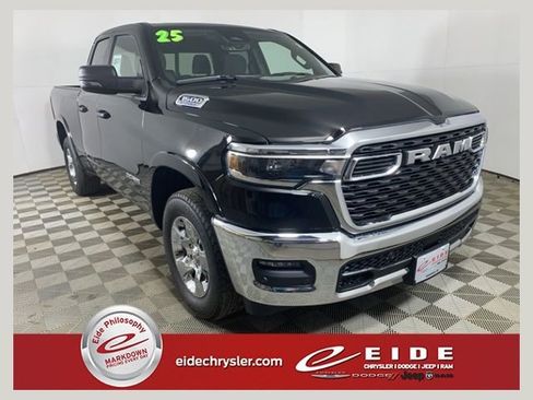Used 2025 RAM 1500 Big Horn AWD/4WD image 1