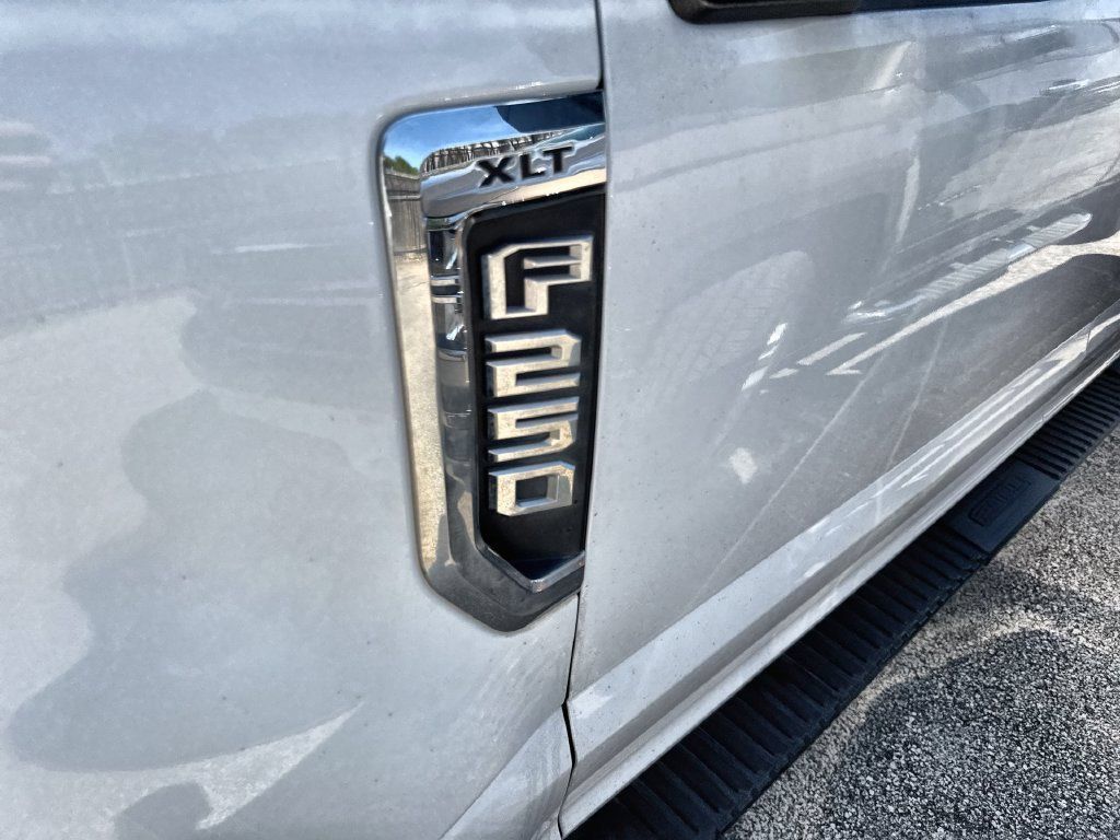 Used 2019 Ford F250 XLT RWD image 3