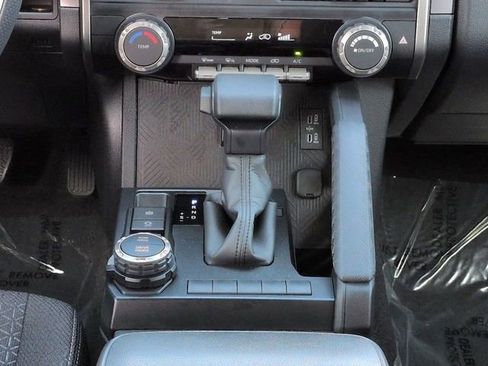 Used 2026 Toyota 4Runner SR5 image 19