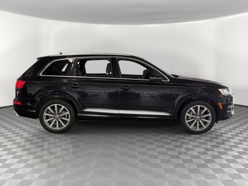 Used 2017 Audi Q7 2.0T Premium Plus w/ Premium Plus Package AWD/4WD image 8