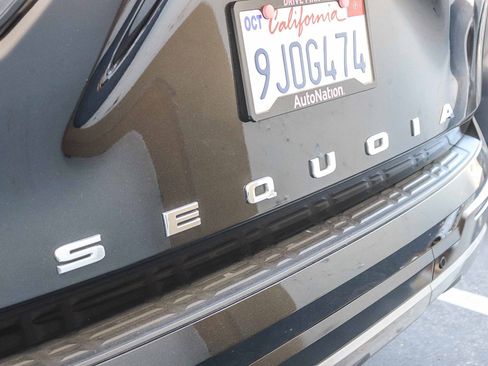 Used 2024 Toyota Sequoia Capstone image 12