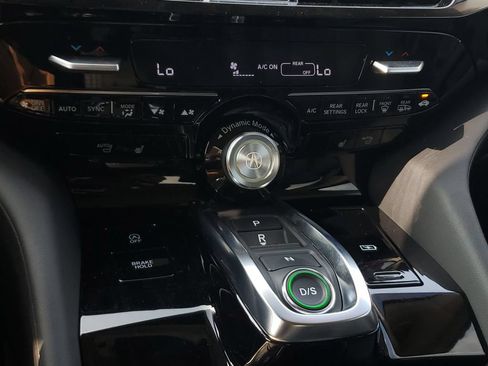 Certified 2024 Acura MDX FWD w/ Technology Package image 27