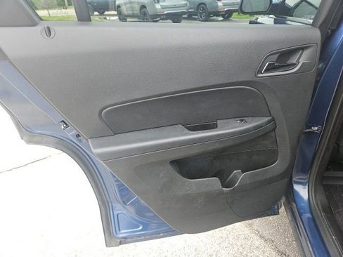 Used 2017 GMC Terrain SLE FWD image 12