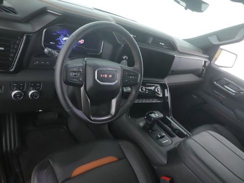 Used 2025 GMC Sierra 1500 AT4 w/ Technology Package image 17