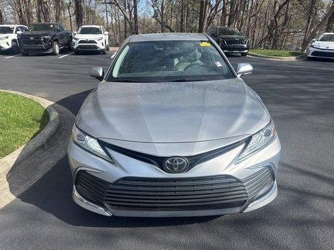 Used 2023 Toyota Camry XLE image 12