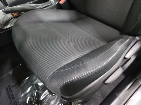 Used 2015 Toyota RAV4 XLE AWD/4WD image 27
