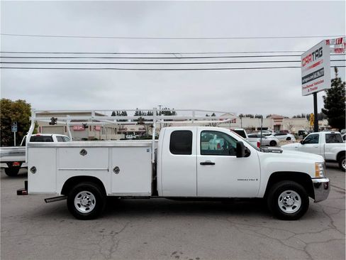 Used 2009 Chevrolet Silverado 2500 W/T image 3