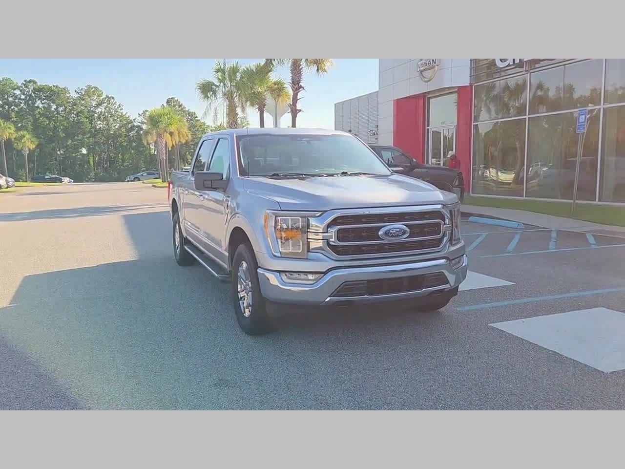 Used 2022 Ford F150 XLT w/ Equipment Group 302A High AWD/4WD image 19