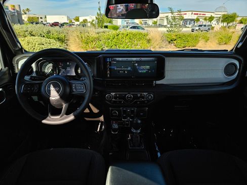 Used 2025 Jeep Wrangler Unlimited Sport S 4xe AWD/4WD image 22